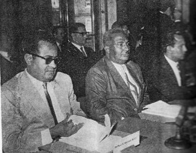 ثلاثة من اعضاء الوفد الذي ذهب الى لندن في حزيران سنة 1964م ثلاثة من اعضاء الوفد الذي ذهب الى لندن في حزيران سنة 1964م