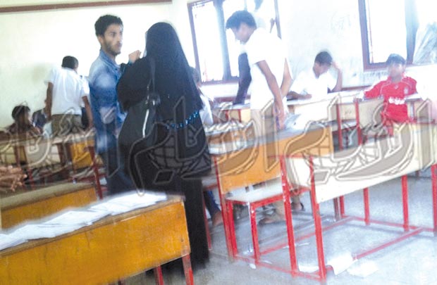 أحد مراكز الامتحان في خورمكسر أحد مراكز الامتحان في خورمكسر