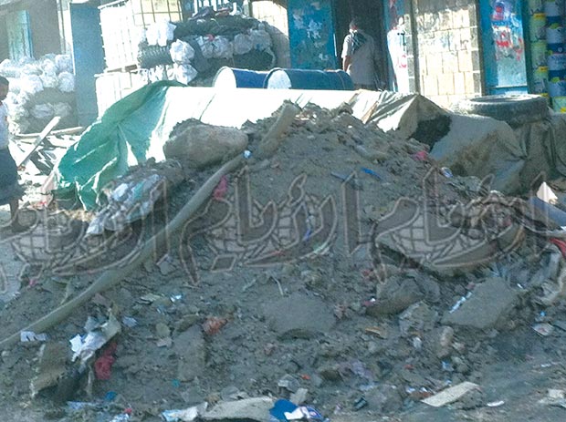 بقايا مخلفات
حفر المجاري بقايا مخلفات
حفر المجاري