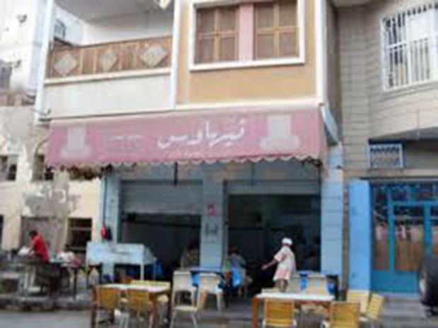 اقدم المقاهي مقهى السكران في كريتر اقدم المقاهي مقهى السكران في كريتر