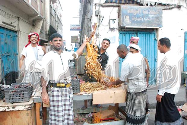 اقبال على البلح اقبال على البلح