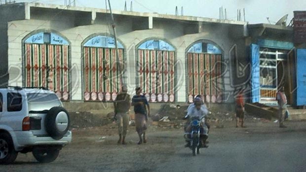 المحلات مغلقة وبعضها تحولت إلى سكن للجنود المحلات مغلقة وبعضها تحولت إلى سكن للجنود