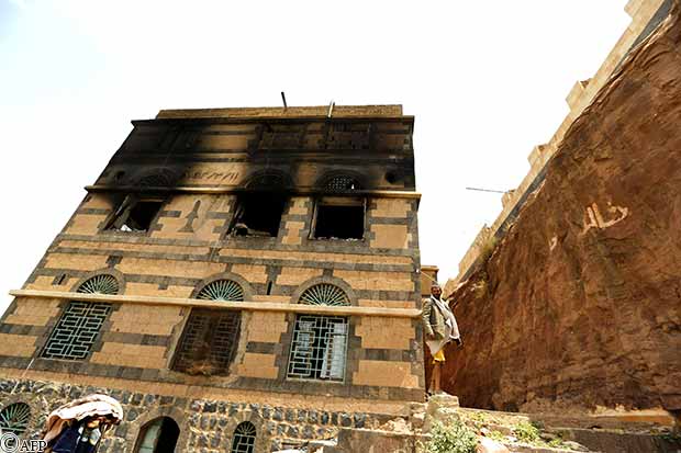 مبنى في منطقة وادي ظهر طالته مواجهات الأمس