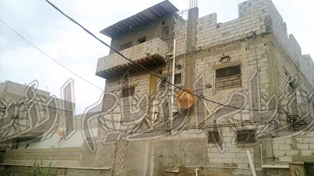 منازل مجاورة  للمشرحة والثلاجة