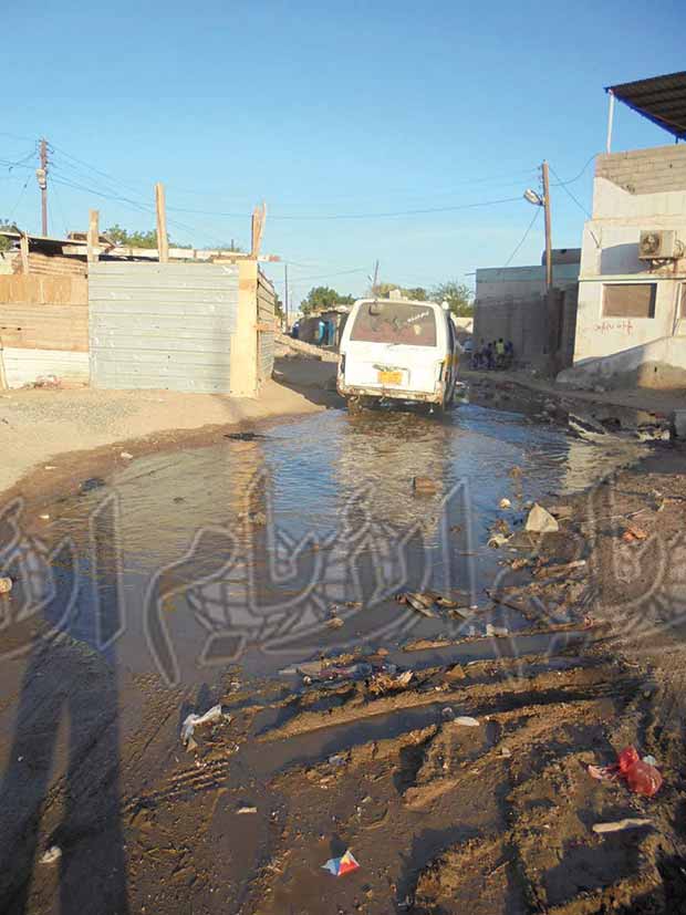 مشهد من الطرقات والمجاري مشهد من الطرقات والمجاري