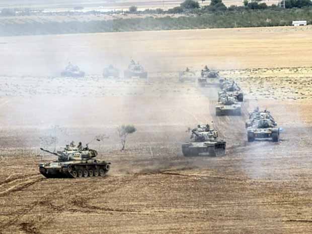 إنتشار كثيف من الدبابات التركية إنتشار كثيف من الدبابات التركية