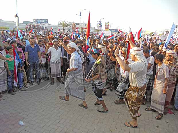 الأناشيد الثورية الجنوبية ألهبت حماسة الجماهير