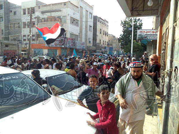 جماهير من الحراك الجنوبي جماهير من الحراك الجنوبي