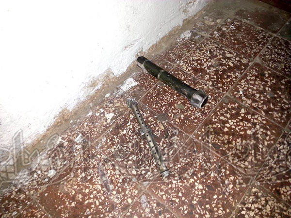 بقايا قذائف صاروخية بقايا قذائف صاروخية