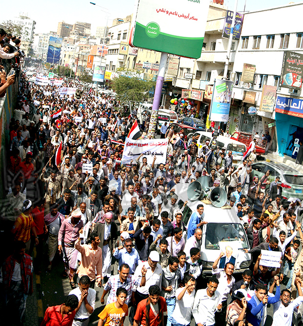 رئيس المجلس الأهلي بتعز: ثوراتنا منذ 1948م ضد فئة باغية تريد أن تعيدنا إلى زمن الكهوف رئيس المجلس الأهلي بتعز: ثوراتنا منذ 1948م ضد فئة باغية تريد أن تعيدنا إلى زمن الكهوف