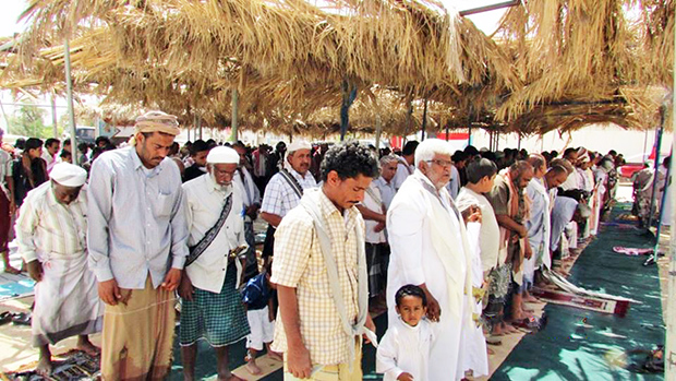 خطيب شبوة يطالب هادي ان يقف في صف الجنوب وثورته خطيب شبوة يطالب هادي ان يقف في صف الجنوب وثورته