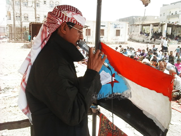 خطيب الحبيلين الهباب على ردفان رص الصفوف وشحذ الهمم للتصدي للعدوان خطيب الحبيلين الهباب على ردفان رص الصفوف وشحذ الهمم للتصدي للعدوان