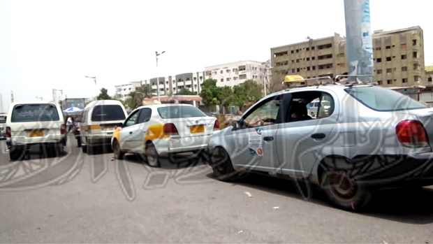 أزمة وقود تشهدها عدن أزمة وقود تشهدها عدن