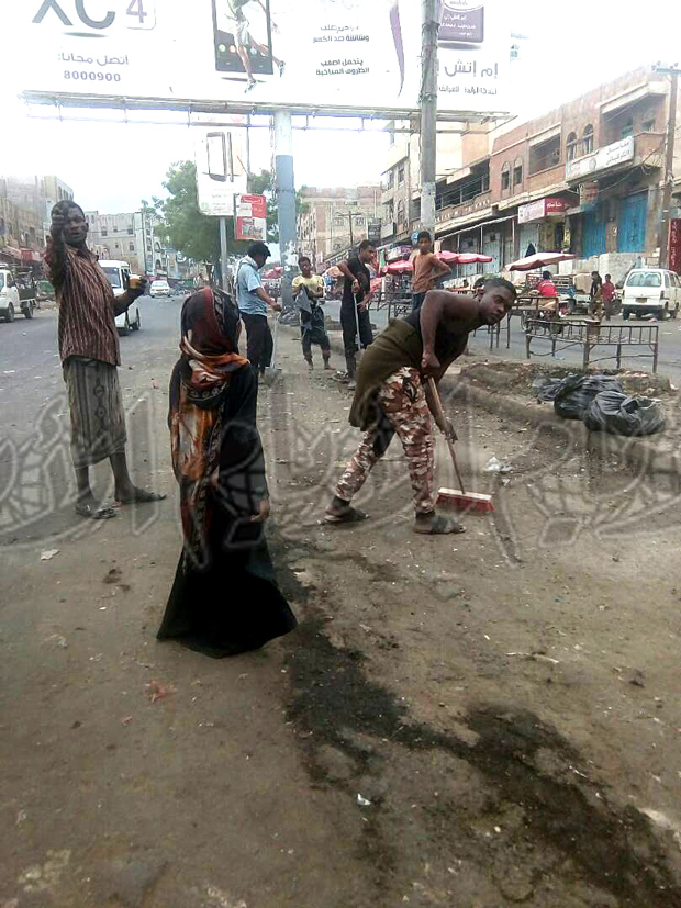 جانب من الحملة في شوارع تعز جانب من الحملة في شوارع تعز