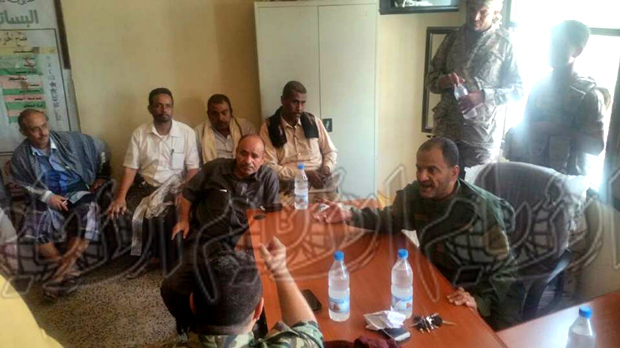 مدير الأمن خلال زيارته لشرطة البساتين مدير الأمن خلال زيارته لشرطة البساتين