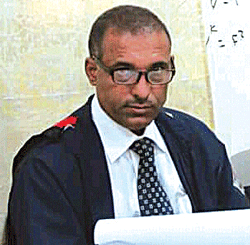 سالم البكري نائب عميد الكلية سالم البكري نائب عميد الكلية
