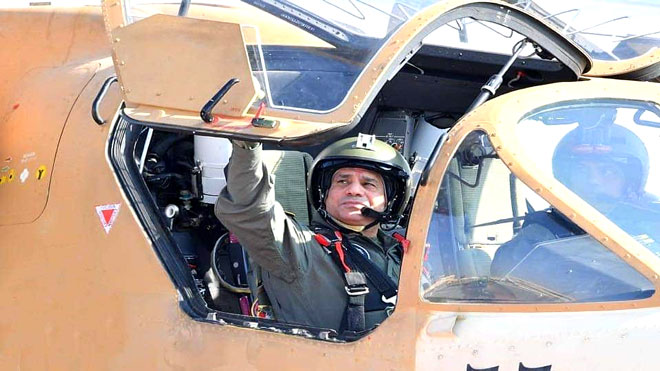 السيسي داخل المروحية كا - 52 السيسي داخل المروحية كا - 52