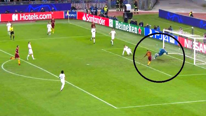 هذف روما الضائع في مباراة ريال مدريد هذف روما الضائع في مباراة ريال مدريد