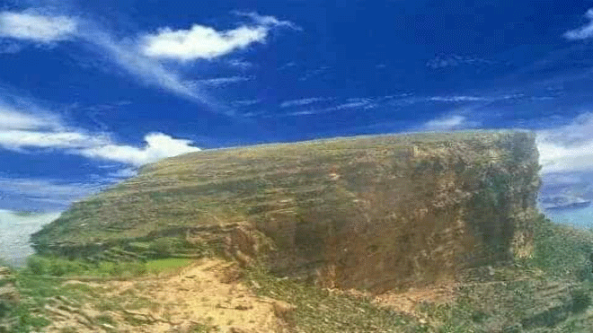 جبل قسحه من معالم منطقة الجميعي والهميشي جبل قسحه من معالم منطقة الجميعي والهميشي