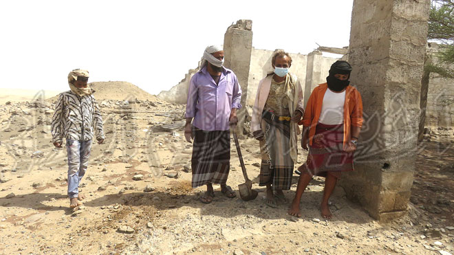 بعض الاهالي الذين ابلغونا بالموقع بعض الاهالي الذين ابلغونا بالموقع