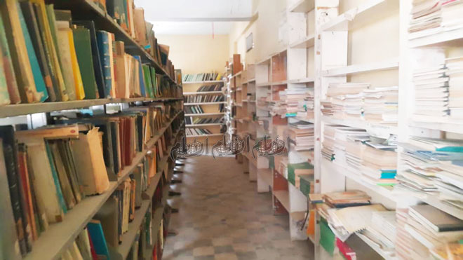 جانب من المراجع العلمية في مكتبة الكلية جانب من المراجع العلمية في مكتبة الكلية