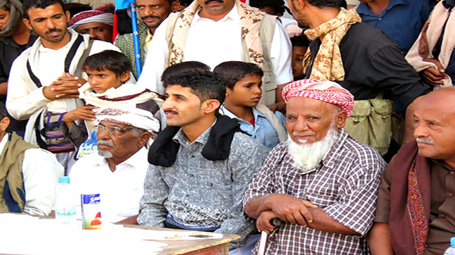 أبناء شبوة يطالبون بتوحيد الصف الجنوبي وإطلاق الأسرى أبناء شبوة يطالبون بتوحيد الصف الجنوبي وإطلاق الأسرى