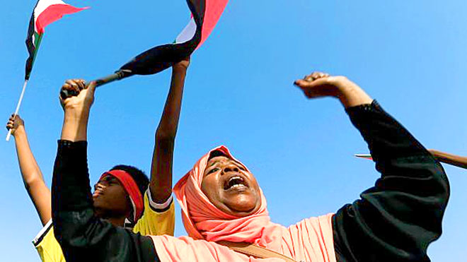 الحكومة السودانية تلغي قانوناً انتهك لسنين طويلة حقوق النساء الحكومة السودانية تلغي قانوناً انتهك لسنين طويلة حقوق النساء