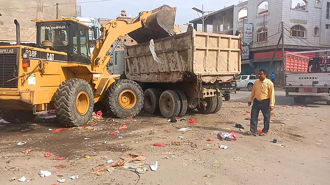 قيادة نظافة عدن تشدد على مضاعفة الجهود للحفاظ على مظهر المدينة قيادة نظافة عدن تشدد على مضاعفة الجهود للحفاظ على مظهر المدينة