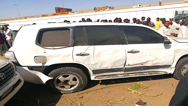 نجاة رئيس الوزراء حمدوك من محاولة اغتيال في الخرطوم نجاة رئيس الوزراء حمدوك من محاولة اغتيال في الخرطوم