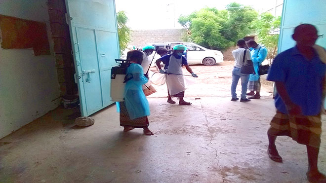 انتقالي أبين يدشّن حملة الرشّ الوقائي من كورونا انتقالي أبين يدشّن حملة الرشّ الوقائي من كورونا