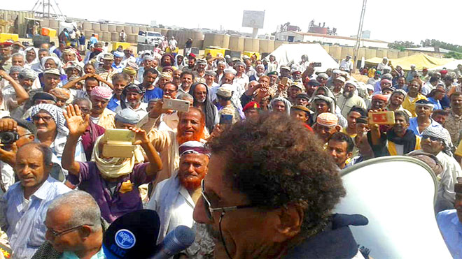 العسكريون الجنوبيون يجددون المطالبة بصرف رواتبهم المتأخرة العسكريون الجنوبيون يجددون المطالبة بصرف رواتبهم المتأخرة