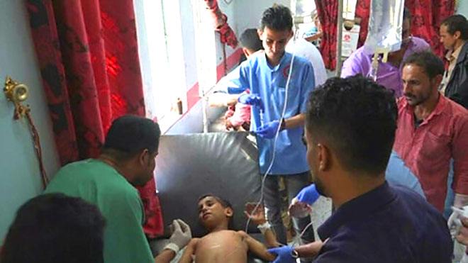 إصابة أطفال بقصف بتعز وأطباء بلا حدود تدعو لتفادي المدنيين إصابة أطفال بقصف بتعز وأطباء بلا حدود تدعو لتفادي المدنيين