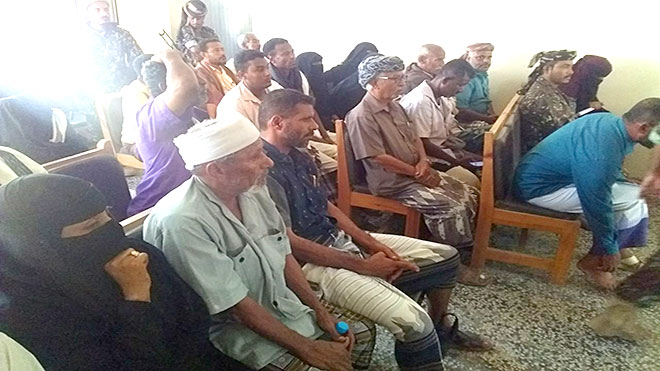 جانب من الحضور في الجلسة جانب من الحضور في الجلسة