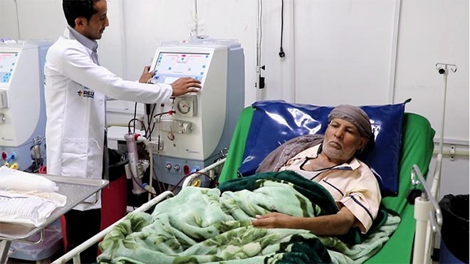 عملية إجراء جلسة غسيل كلوي في صنعاء عملية إجراء جلسة غسيل كلوي في صنعاء