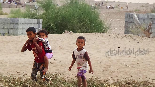 أطفال خارج المدرسة أطفال خارج المدرسة