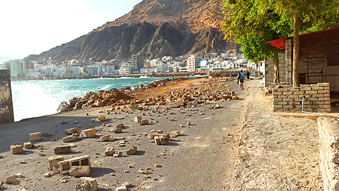 قطع الطريق بالأحجار قطع الطريق بالأحجار