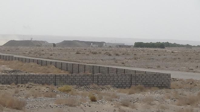 سور مشروع محطة المعالجة سور مشروع محطة المعالجة