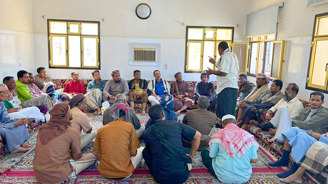 الشيخ الجابري خلال لقائه بوفد من الأكاديميين عن جامعات حضرموت والنقابات الشيخ الجابري خلال لقائه بوفد من الأكاديميين عن جامعات حضرموت والنقابات