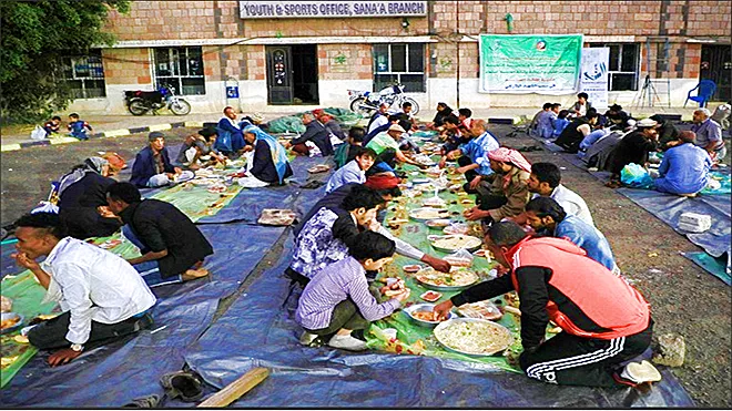 ​رمضان في اليمن.. مظاهر التكافل تذوي بسبب الحرب والغلاء