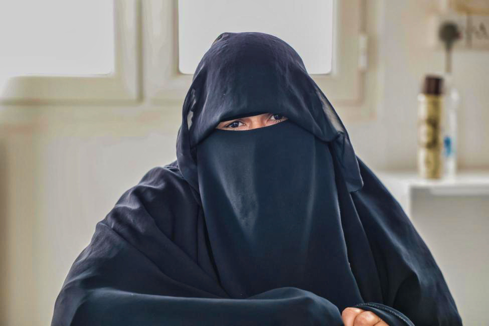 سارة تتحدث عن دورها في اللجنة النسوية بمخيم الجفينة مأرب_ المنظمة الدولية للهجرة في اليمن سارة تتحدث عن دورها في اللجنة النسوية بمخيم الجفينة مأرب_ المنظمة الدولية للهجرة في اليمن