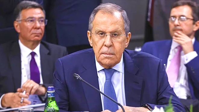 لافروف: ستتم مناقشة إنشاء عملة موحدة لدول "بريكس" خلال القمة