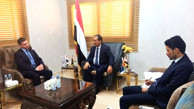 وزير الداخلية مع الملحق الأمني الأمريكي