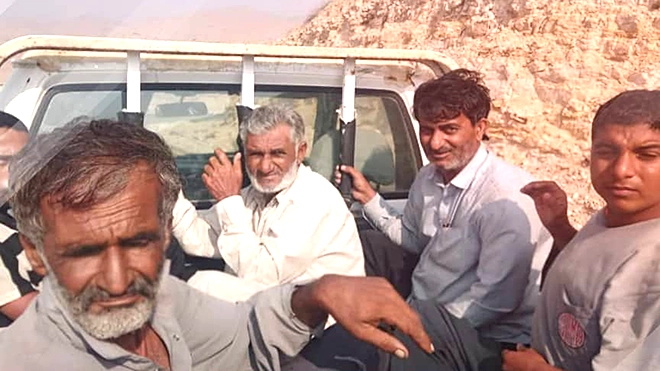 الخمسة المهربين الإيرانيين الخمسة المهربين الإيرانيين