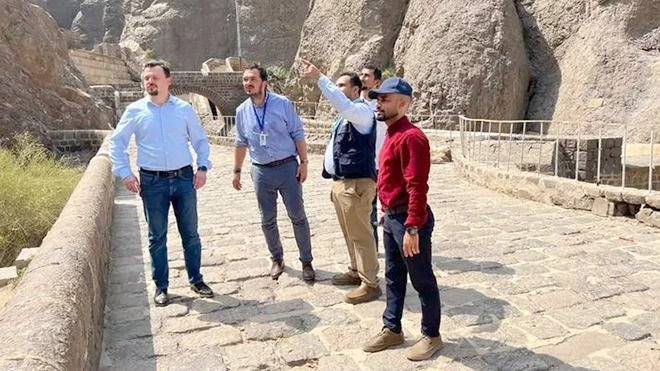 ​مأمور صيرة يطلع اليونيسكو على الأضرار في المعالم التاريخية