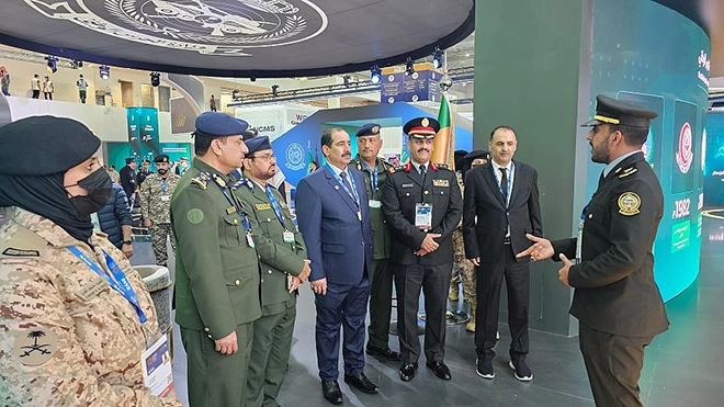 وزير الداخلية اللواء الركن إبراهيم حيدان يشارك في افتتاح معرض الدفاع العالمي 2024 وزير الداخلية اللواء الركن إبراهيم حيدان يشارك في افتتاح معرض الدفاع العالمي 2024