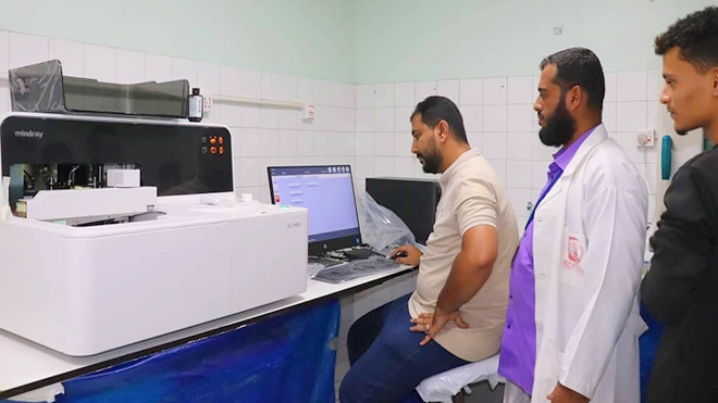 ​إدخال جهاز مخبري متطور لمستشفى ابن خلدون