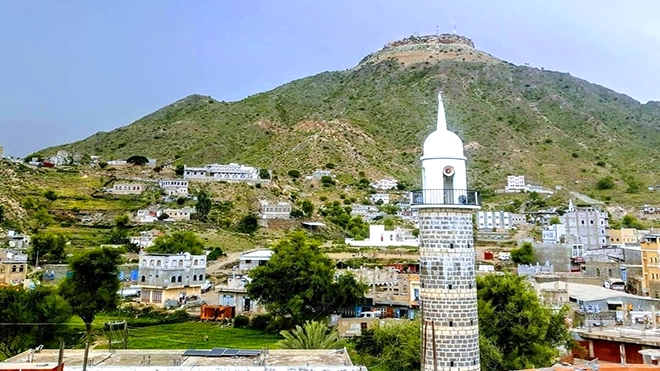 ​فوضى في تسليم رواتب المتقاعدين في مديرية يافع رصد