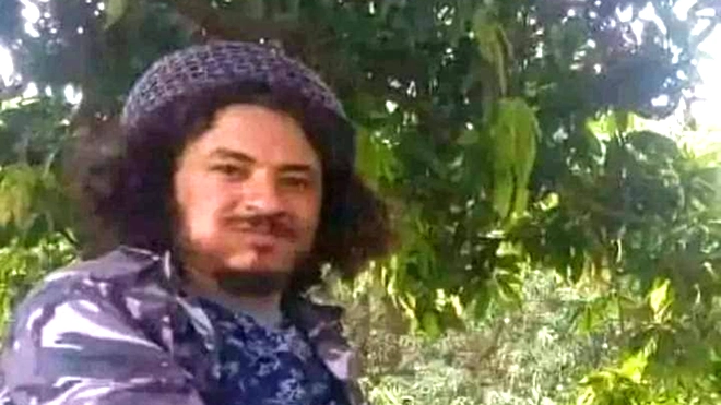 ​جندي بالنجدة يوقع 8 قتلى في كمين ضد الحوثيين بتعز