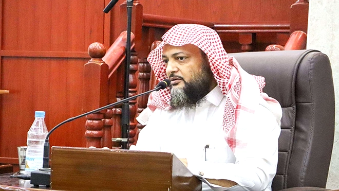 ​عدن.. إقامة ندوة توعوية حول ظاهرة حمل السلاح