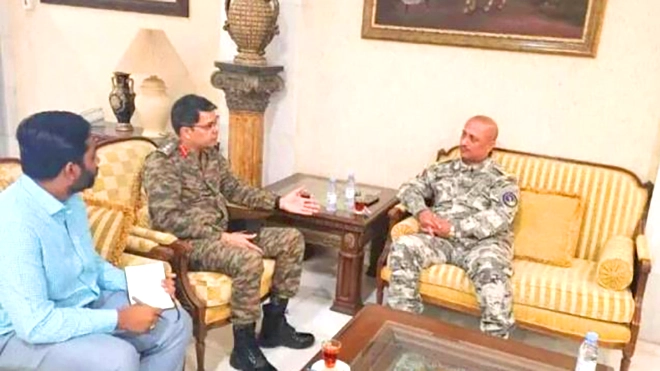 رئيس مصلحة خفر السواحل يستقبل ملحقي الدفاع الفرنسي والهندي